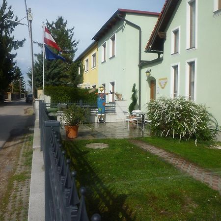 Gartenpension Prosl เวียนนา ภายนอก รูปภาพ